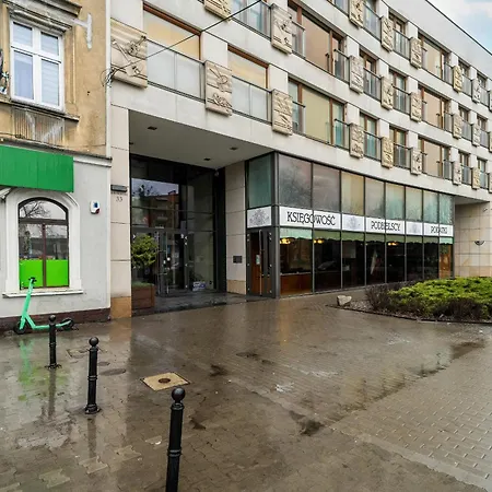 Apartment Beautiful One Bedroom Koscielna By Renters Poznan