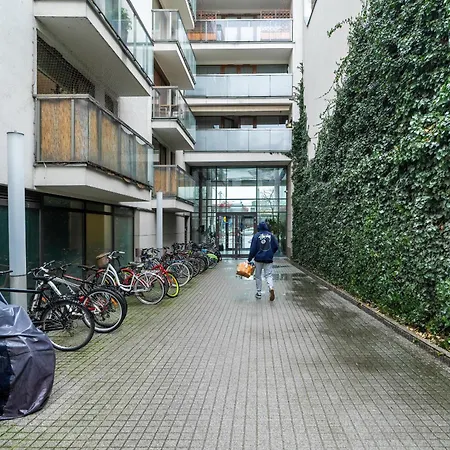 Beautiful One Bedroom Koscielna By Renters * Poznan